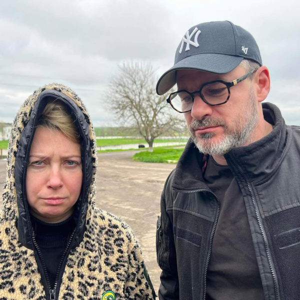 "Роки з тобою - справжня пригода": Мірзоян привітав Матвієнко з 44-річчям та згадав традицію, яку запровадила її мама