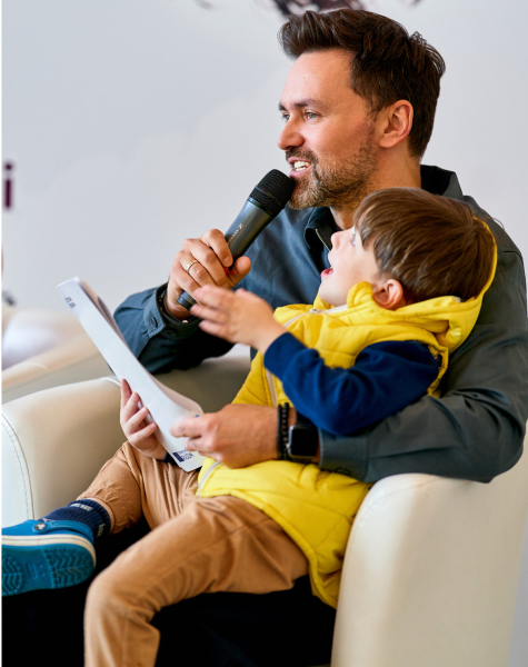 Як Притула та Мірошниченко з сином Ziferblat до Базеля на Євробачення-2025 проводжали. Фото