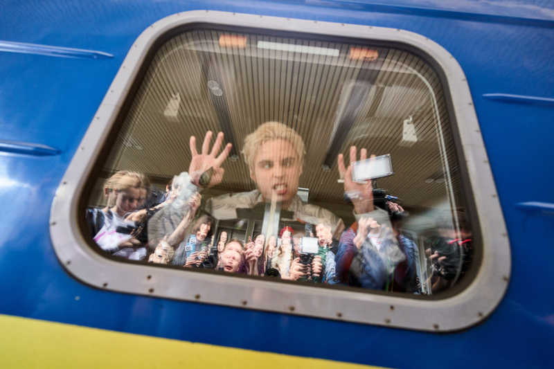 Як Притула та Мірошниченко з сином Ziferblat до Базеля на Євробачення-2025 проводжали. Фото