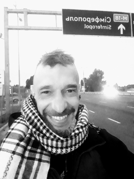 На фронті загинув Максим Неліпа: життєвий і творчий шлях зірки "Дизель шоу" і телебачення нульових