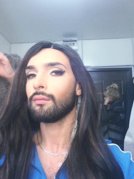 Від фаната Руслани і переможця "Шансу" до військового і краша зумерів: як змінювався Віталій Козловський. Фото