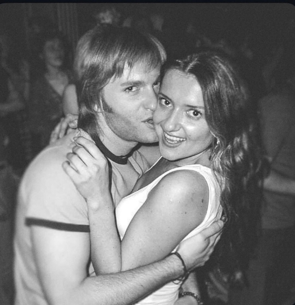 "Є що пригадати": EL Кравчук похвалився палкими обіймами з юною Могилевською. Фото