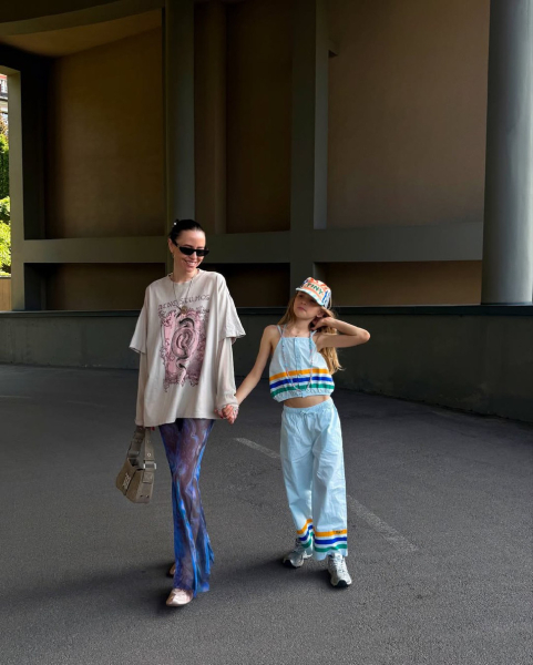 Дорофєєва з донькою Кацуріна в стильних луках поцікавилася, де літо