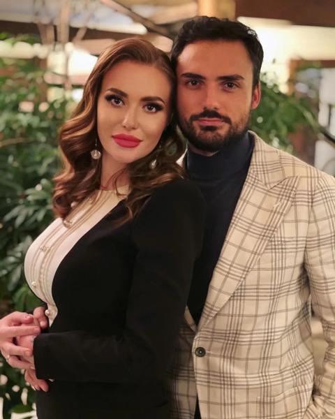 Где сейчас Слава Каминская, которая наделала шума фото с якобы Януковичем