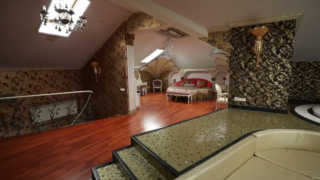 Как живет Камалия: роскошный дом за 15 миллионов долларов с хамамом, студией и джакузи