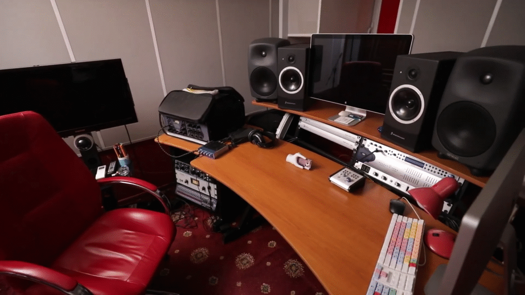 Как живет Камалия: роскошный дом за 15 миллионов долларов с хамамом, студией и джакузи