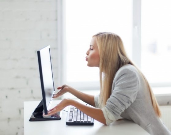 Как влюбить парня по переписке: 10 работающих советов