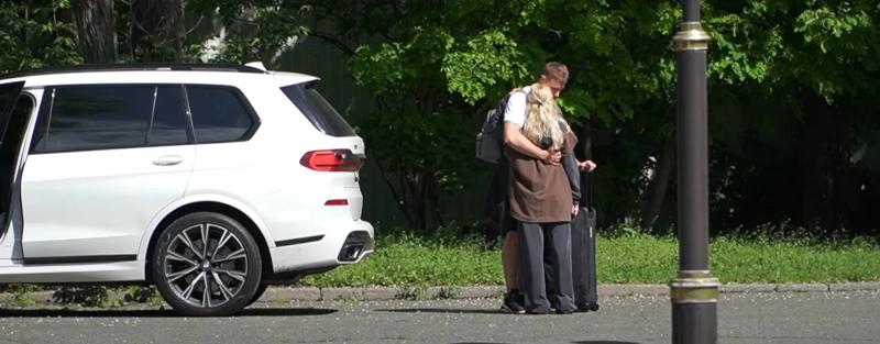 Обнимались и целовались: Даша Квиткова засветилась на публике с игроком Динамо
