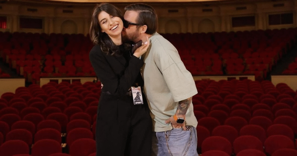 «Миллион миллиардов да»: как Сергей Танчинец сделал предложение своей новой избраннице