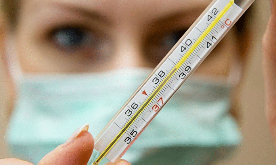 Нужно ли сбивать температуру 37,5: ответы специалистов
