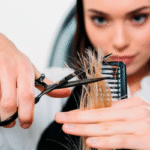 Лунный календарь стрижек на август 2025 года: благоприятные дни для изменения имиджа