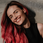 MamaRika намекнула на беременность в своей новой песне: что скрывается за строками "вчетвером"