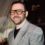 Тренды лета 2025 по версии Андре Тана: мода, которую не захочешь пропустить