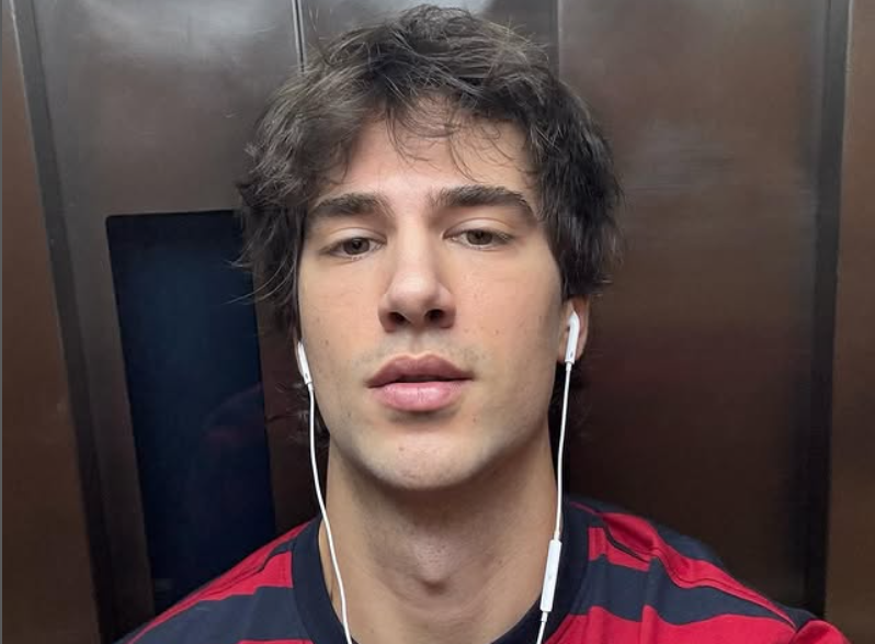 Кто такой Пау Симон: биография, карьера, фильмы, стиль и личная жизнь актёра