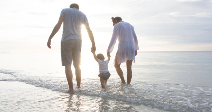 День сына 2025: история праздника, традиции в Украине, самые искренние поздравления и идеи подарков