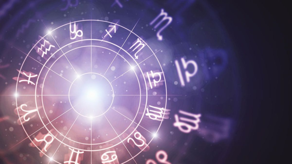 Гороскоп на неделю 15–21 декабря 2025: Стрельцам — новые горизонты, Ракам — перезагрузка