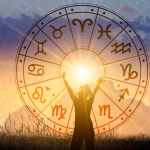 Гороскоп на сегодня 24 декабря 2025: Тельцам — финансовая осторожность, Львам — уверенность в себе