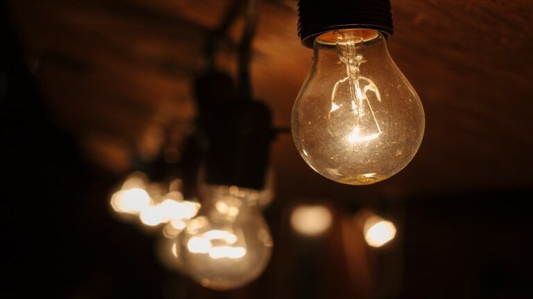 График отключения света на 1 января 2026 в Киевской области: расписание на день