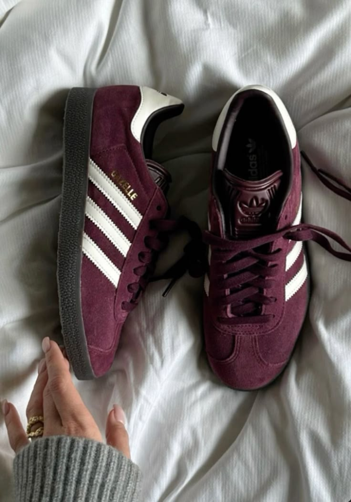 Кроссовки на весну 2026: лучшие модели для погоды, комфорта и стильных образов — гид и подборка