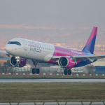 Лоукостер Wizz Air возвращается в Украину: когда откроют рейсы, будут ли полеты и что известно