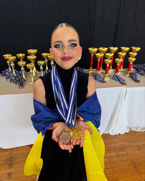 4 золоті і 2 бронзові медалі: Юрушева похизувалася досягненням їхньої зі Скічком доньки