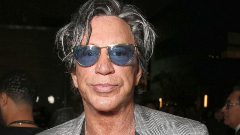 72-летнего Микки Рурка заподозрили в пластической операции: как выглядит актер