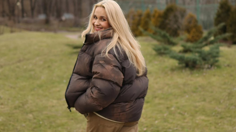 "Головна серед краси": Ребрик показала, як 1-річна дочка знайомиться з весною