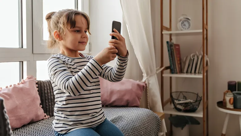 Как защитить ребенка от негативного влияния онлайн-среды &ndash; семь советов от ЮНИСЕФ