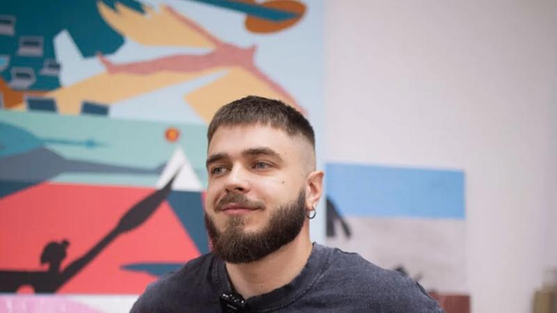 Картина для Шэрон Стоун и 19 стран: как Артур Солецкий продвигает Украину через живопись