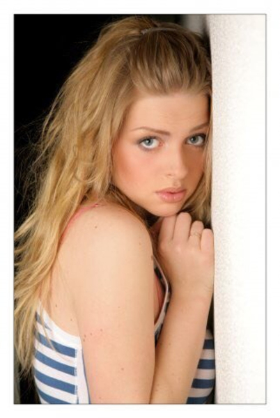 Кохання з першого погляду, автокатастрофа і звільнення з "Дизель шоу": цікаве з життя Яни Глущенко