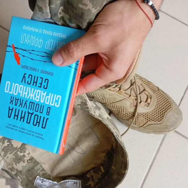 "Мобілізували достатньо жорстко": Микита Ломакін показався у формі та розповів, як опинився у ЗСУ