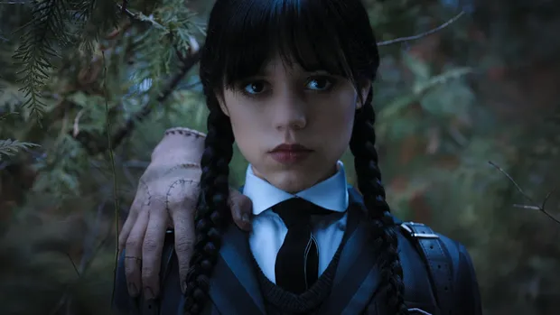 Netflix разделил второй сезон "Уэнсдей" на две части: когда премьеры