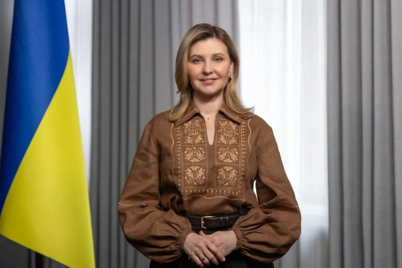 От техники "Ришелье" до "Гранатовой лозы": лучшие вышиванки в гардеробе Елены Зеленской