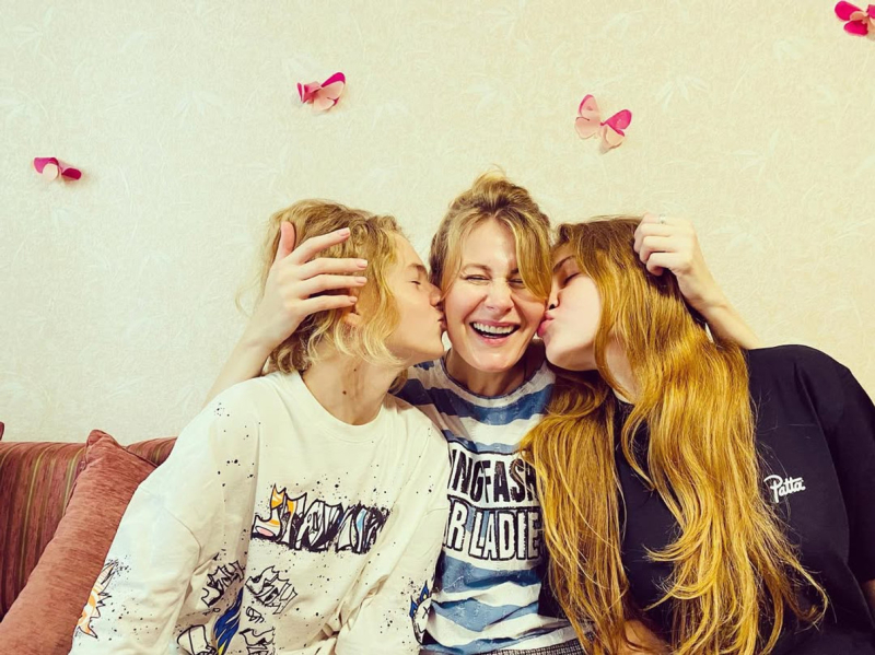 Популярність після 30, дієти і розлучення з чоловіком-актором: цікаве з життя зірки "Скажене весілля" Віри Кобзар