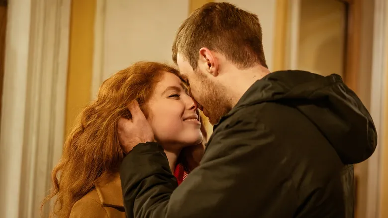 Потерял себя в отношениях: как не "раствориться" и сохранить связь с собой