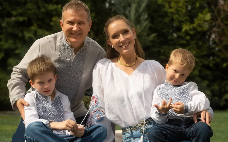 Ростом 150 см і працює таксистом: Осадча у День батька влаштувала дітям кумедне опитування про Горбунова