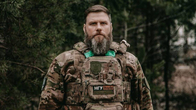 Спасает российских солдат: актер-воин рассказал об отце, который живет в оккупированном Донецке