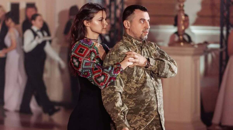 "Так чувственно, до мурашек и слез": танец защитника на протезах растрогал украинцев