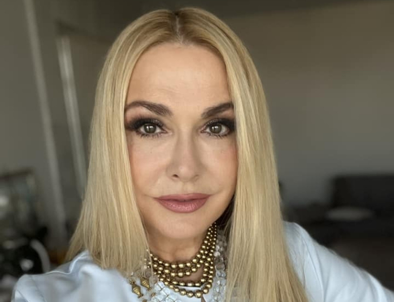 Знайдіть відмінності: Сумська у Полтаві повторила своє фото понад 40-річної давнини